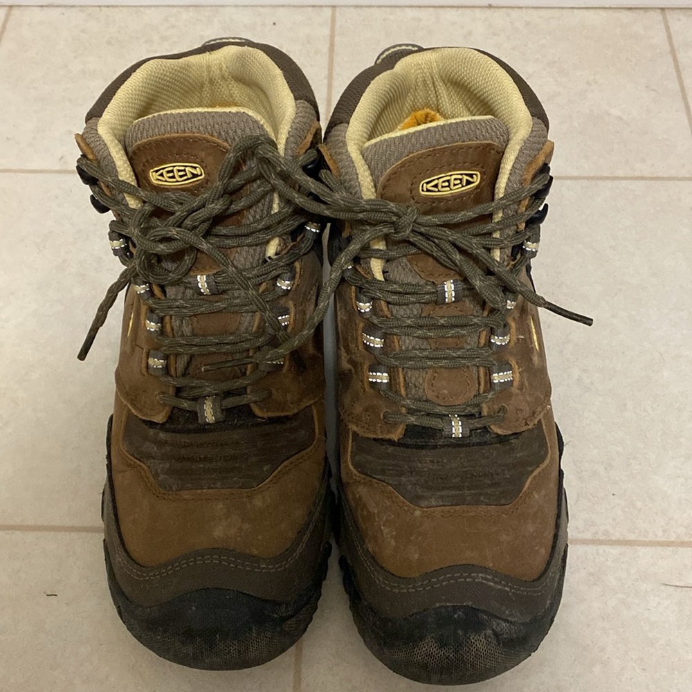 Keen hiking boots